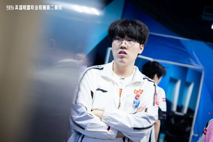 LPL发布AL赛后返图:乘风破浪,越战越勇,恭喜AL拿下胜利!